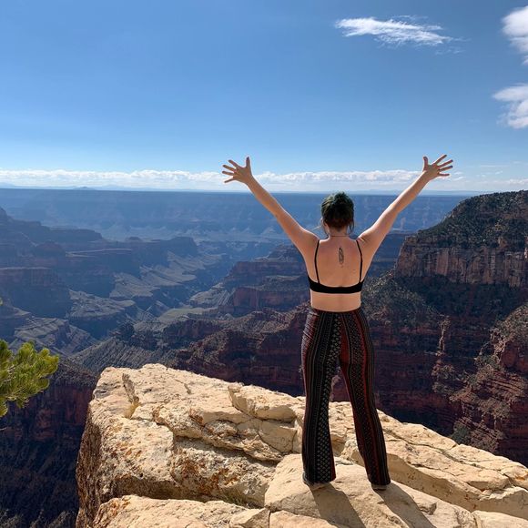 Meet your Posher, Jess - Picture 1 of 1